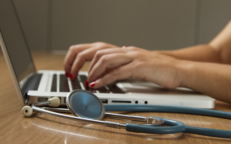 How to Choose a Chiropractor in Cambridge, MA: 7 Questions to Ask Before You Book